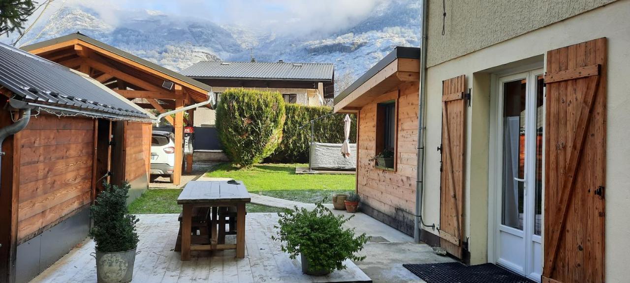 Le Bourg-dʼOisans Studio Au Pied Des Montagnes מראה חיצוני תמונה